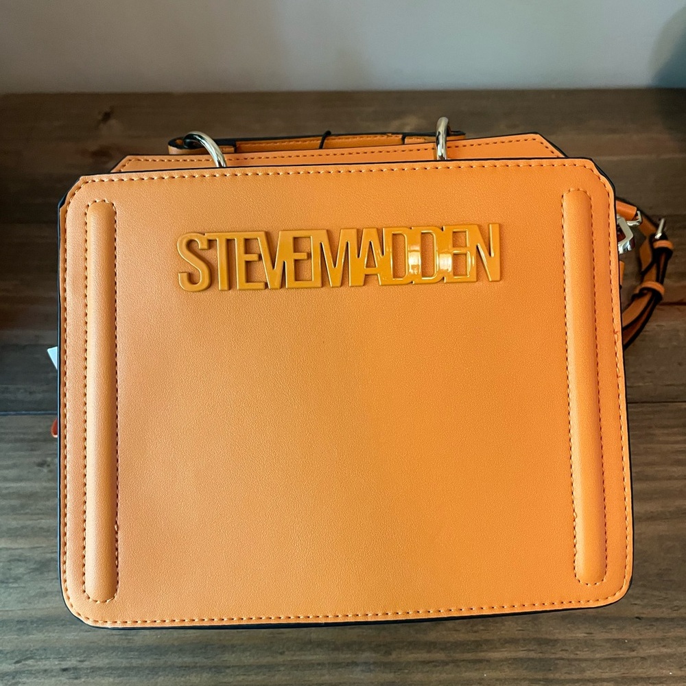 Steve Madden Bevelynn Convertible Crossbody